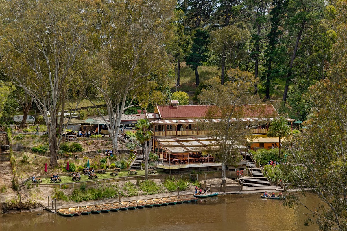 Photo of Fairfield Park Boathouse & Tea Gardens