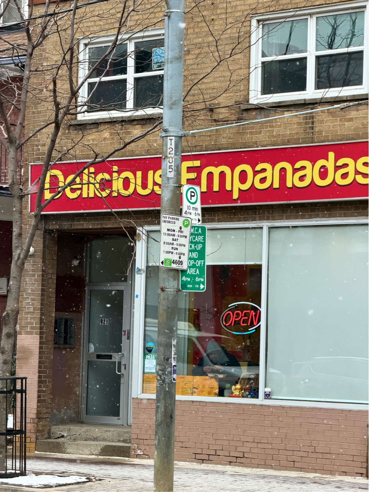 Delicious Empanadas CAFE interior