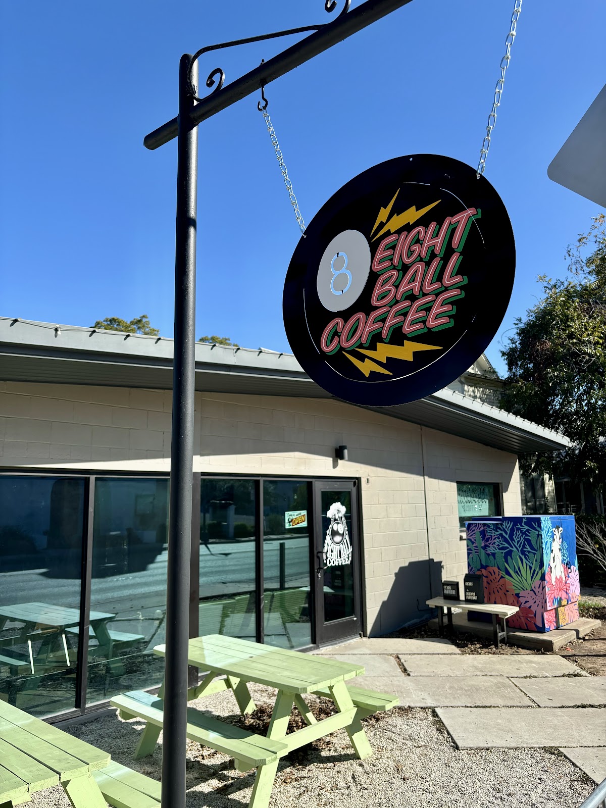 Eight Ball Coffee interior