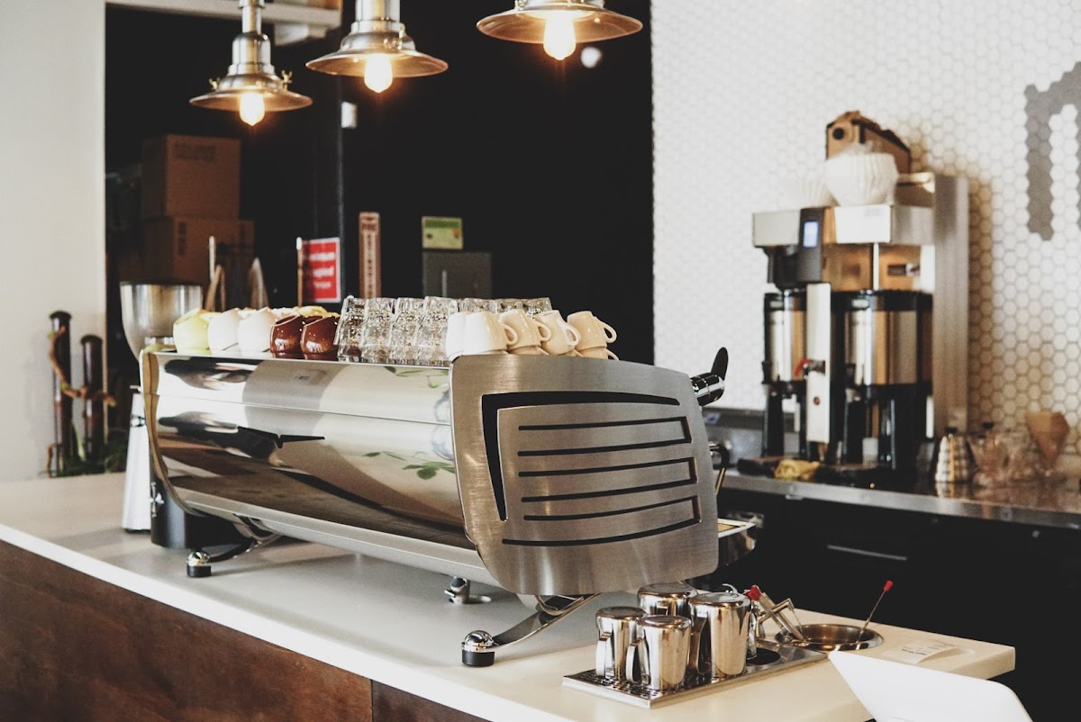 MADE Coffee interior