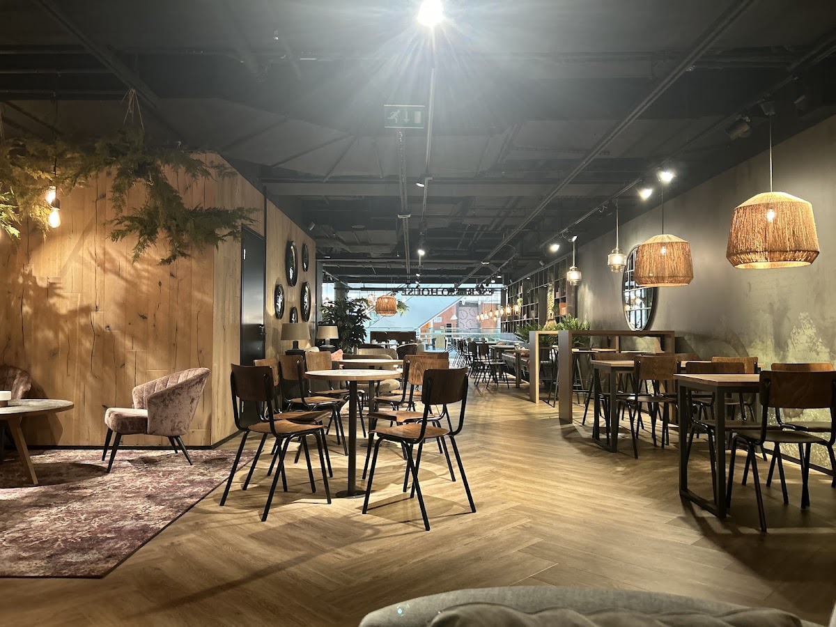 Espresso House Forum interior