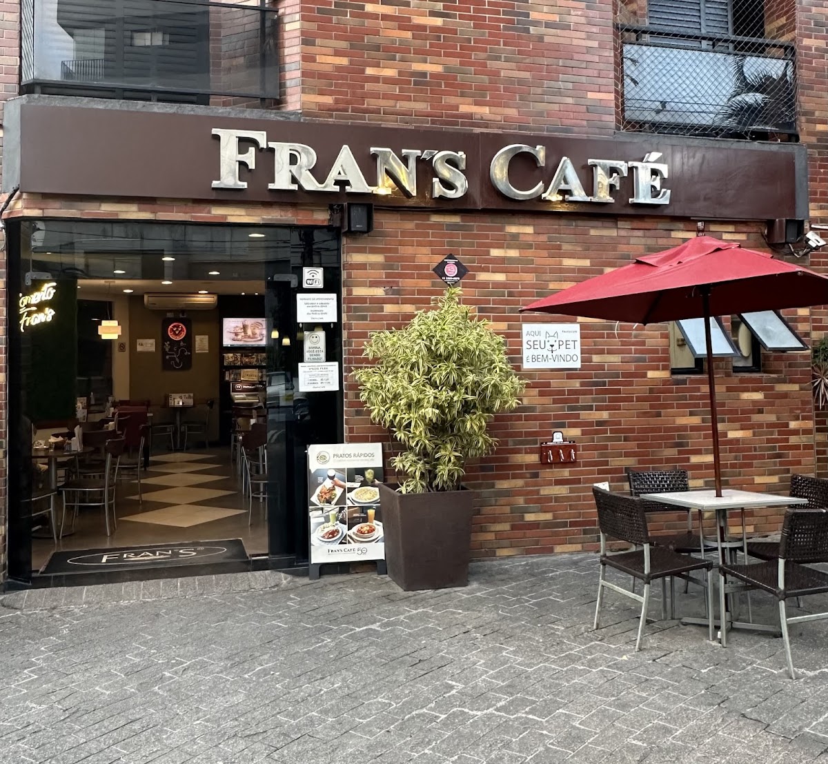 Fran's Café interior
