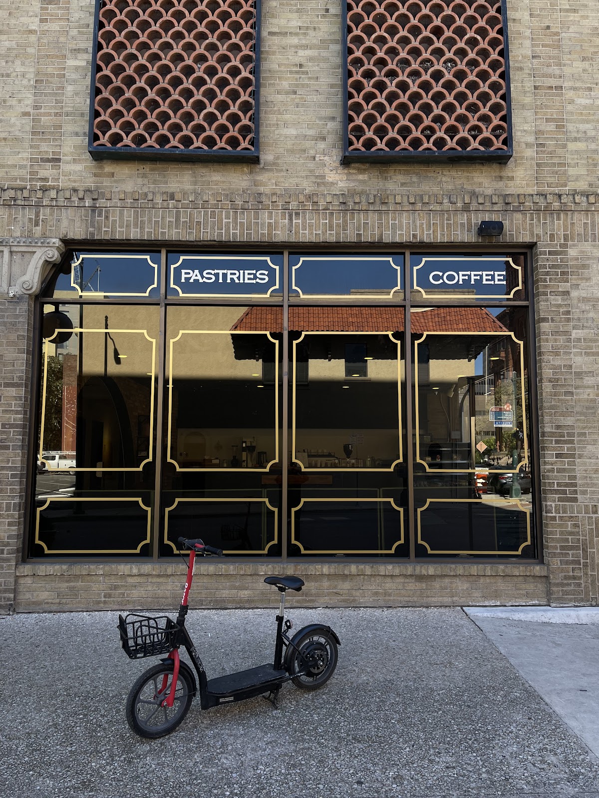 Niche Coffee Company interior