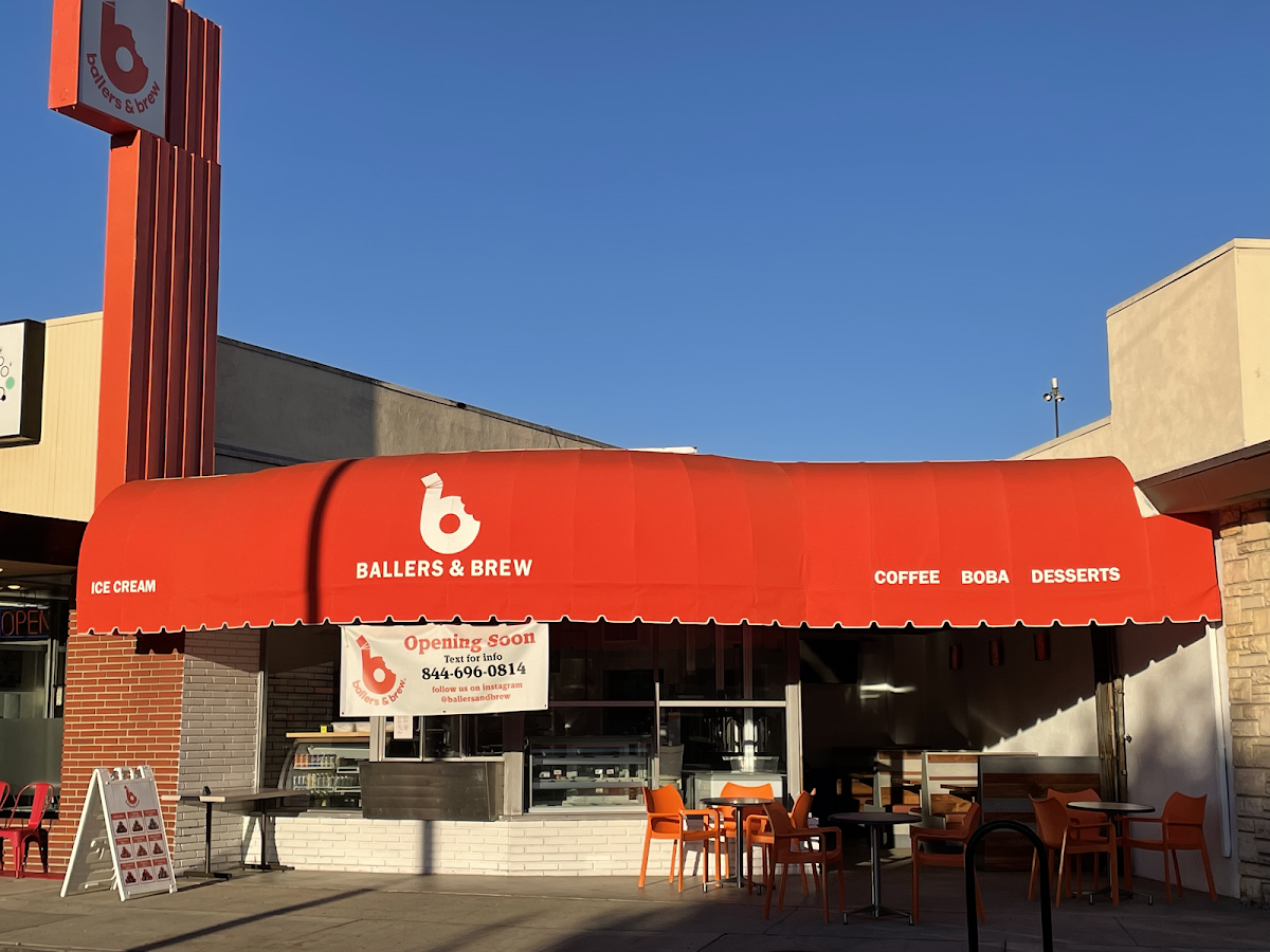 Ballers & Brew interior