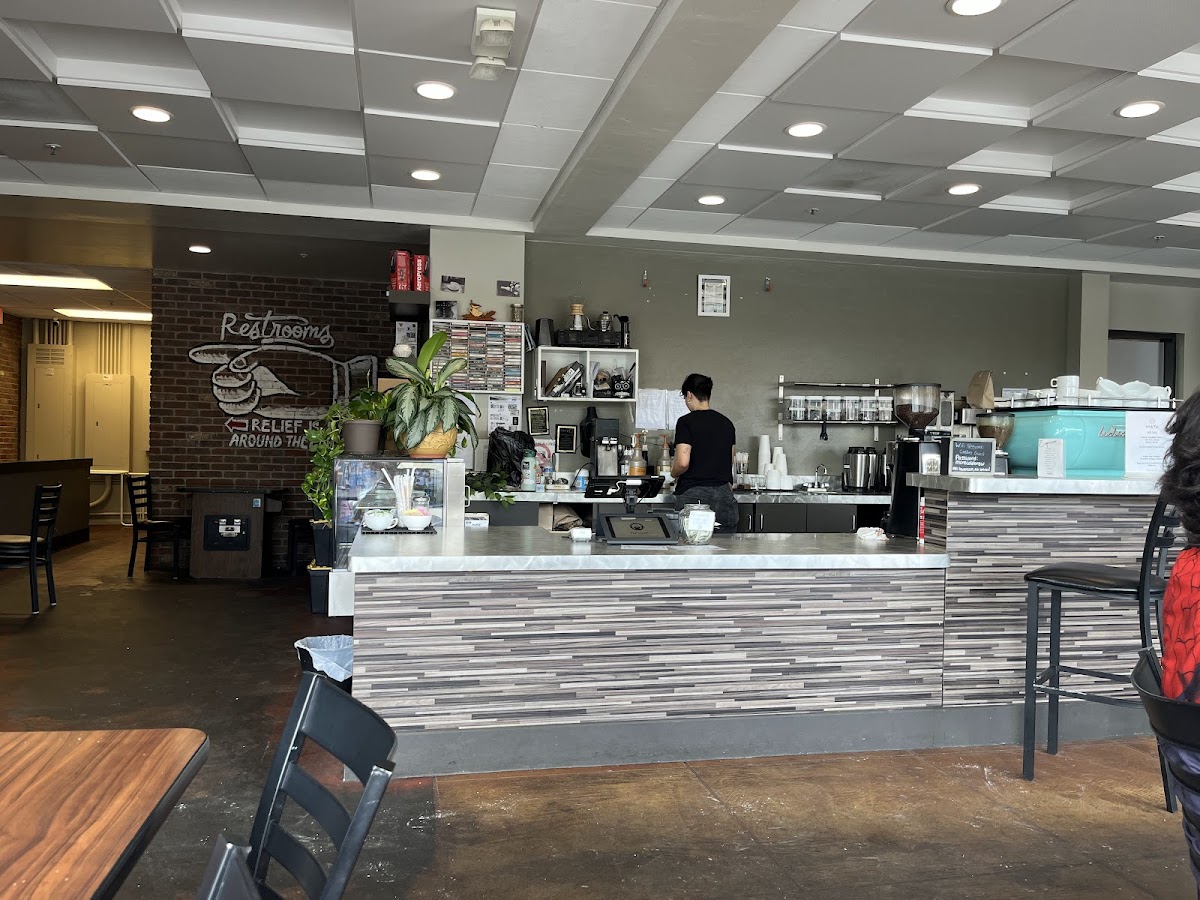 Ombre Coffee interior