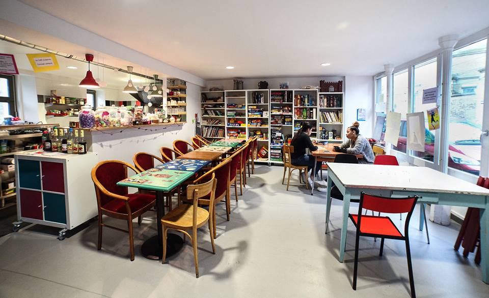 Café Jeux Natema. interior