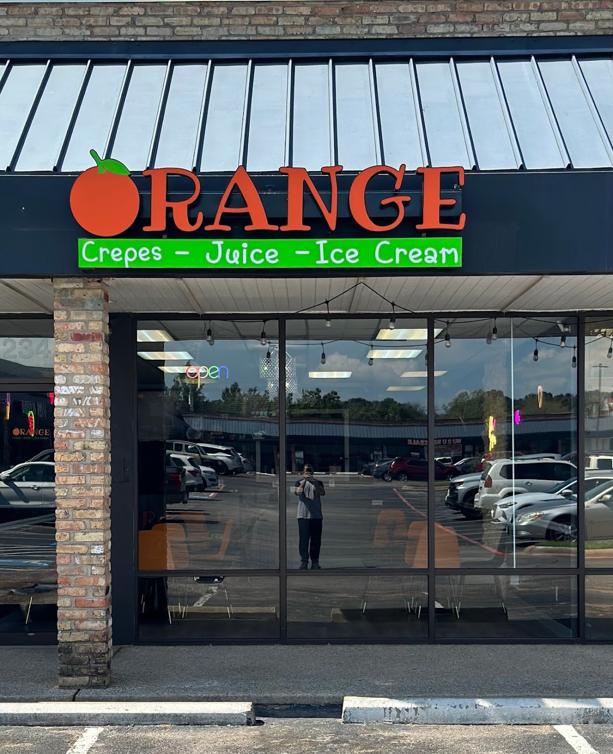 Orange Crepes and Juice interior