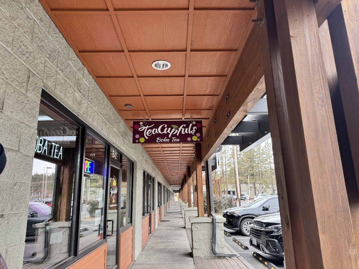 TeaCupFuls Boba Tea interior