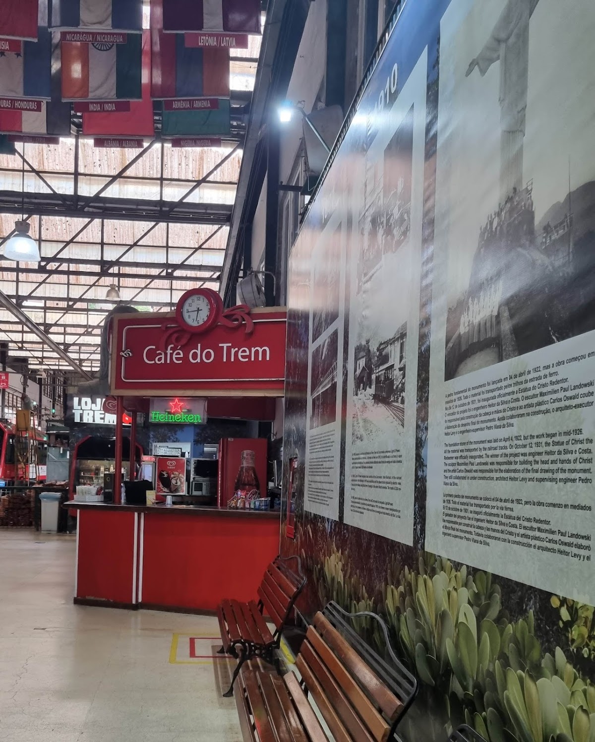 Café do Trem interior