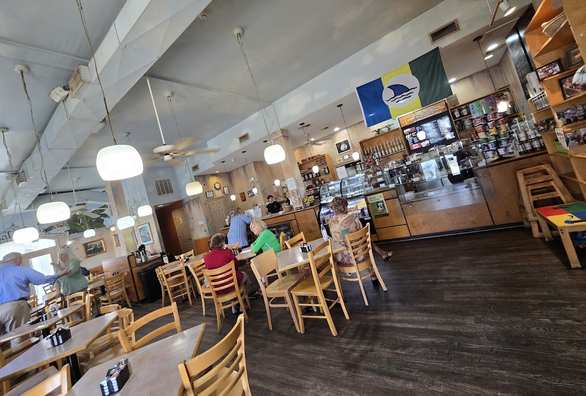 Royal Blend Coffee and Tea interior