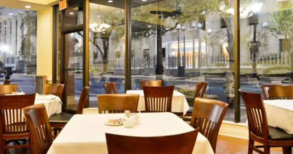 Cafe at the Square interior
