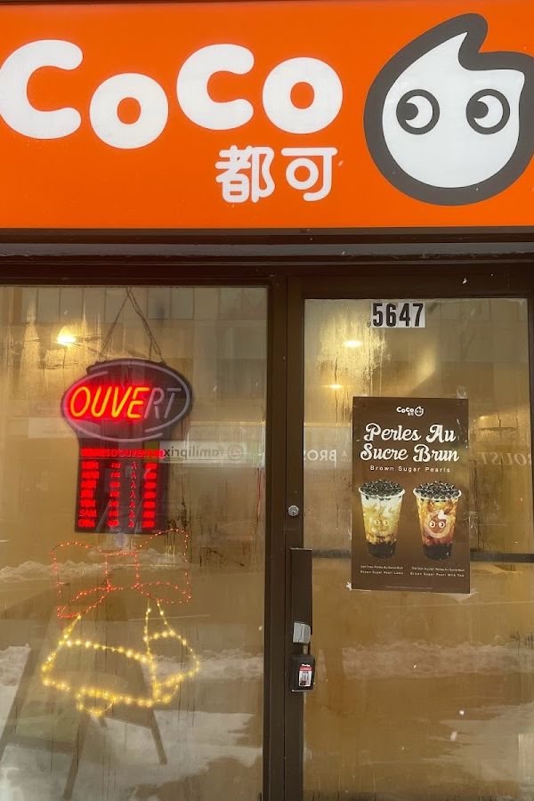 COCO Fresh Tea & Juice interior