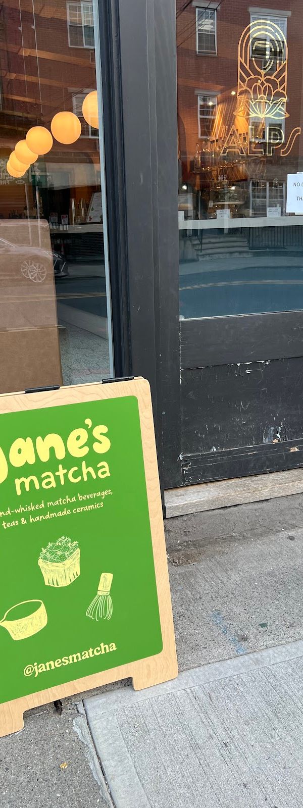 Jane’s Matcha interior