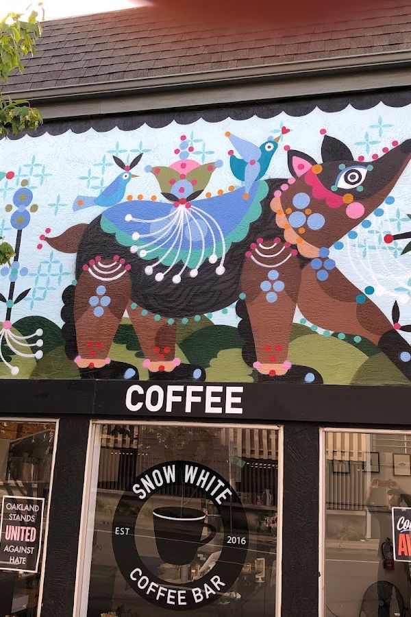 Snow White Coffee interior
