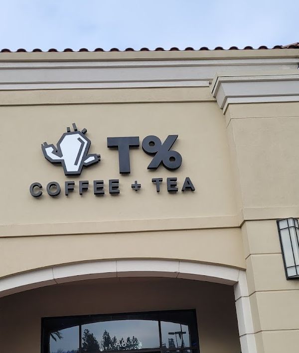 T% Coffee + Tea interior