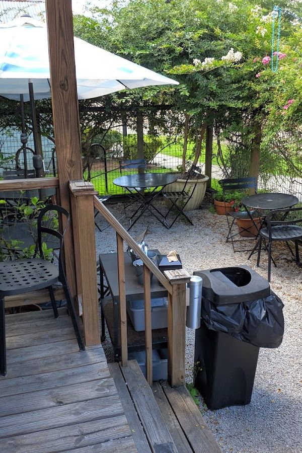 Magpie Cafe interior