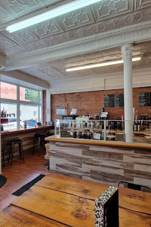 Froth On Franklin interior
