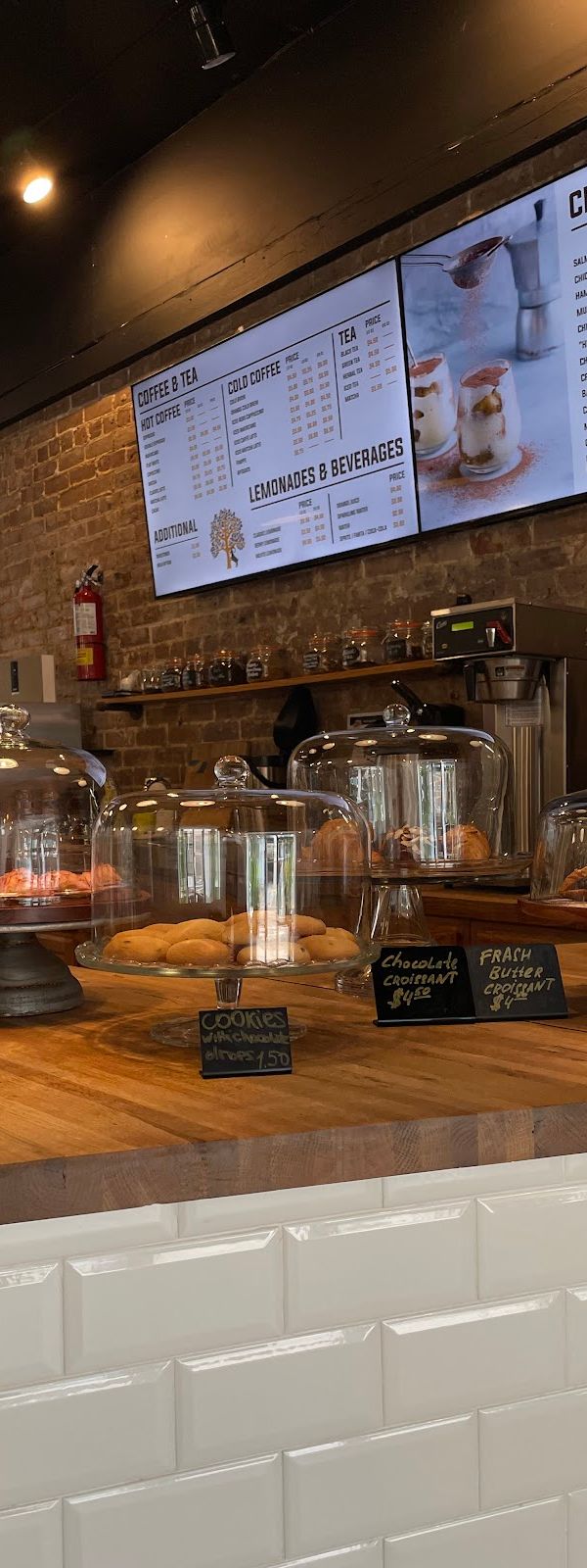 Nosey Goat Coffee interior
