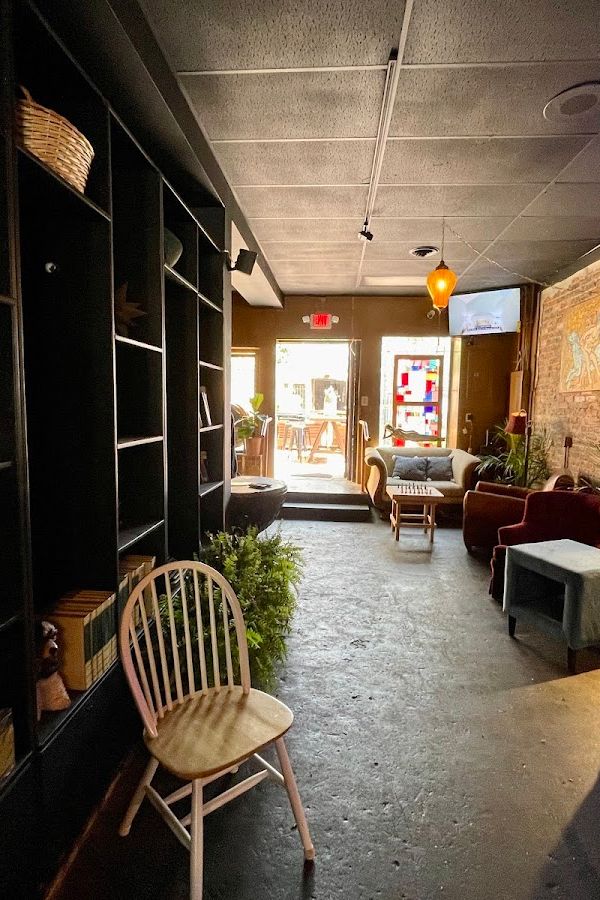 Downtown Common Grounds interior