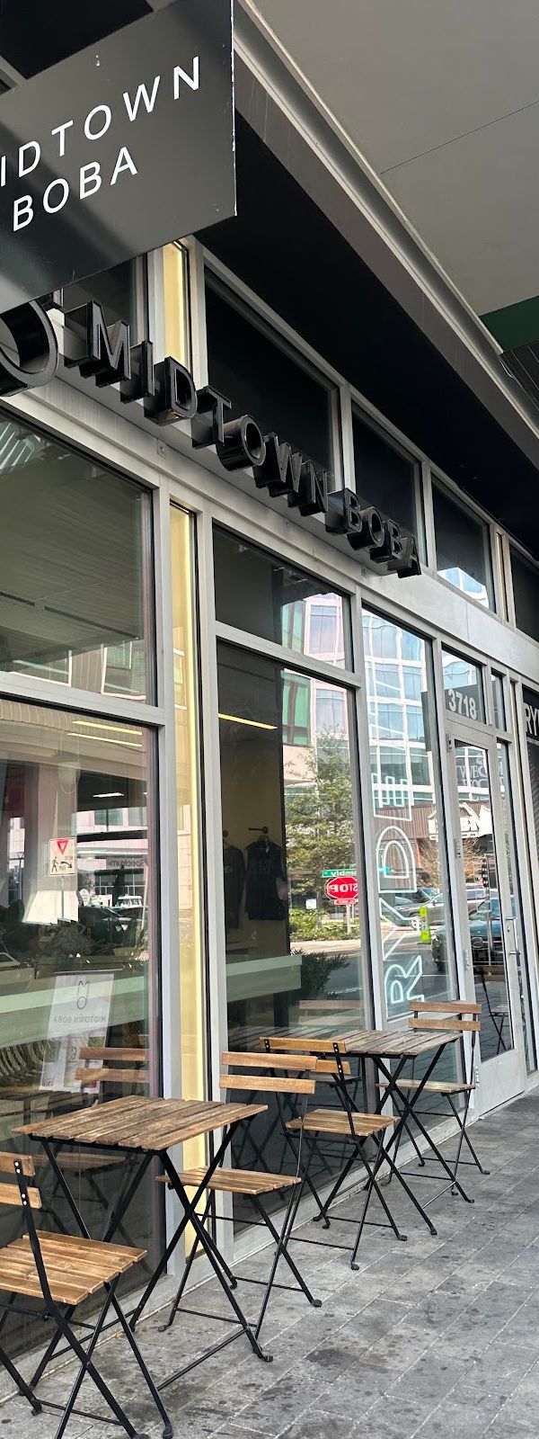 Midtown Boba interior