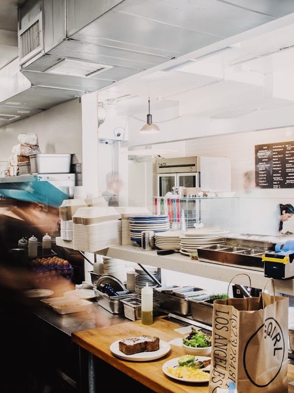 Sqirl interior