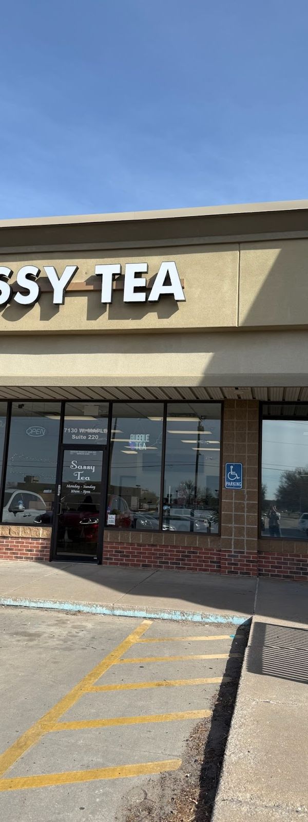 SASSY TEA interior
