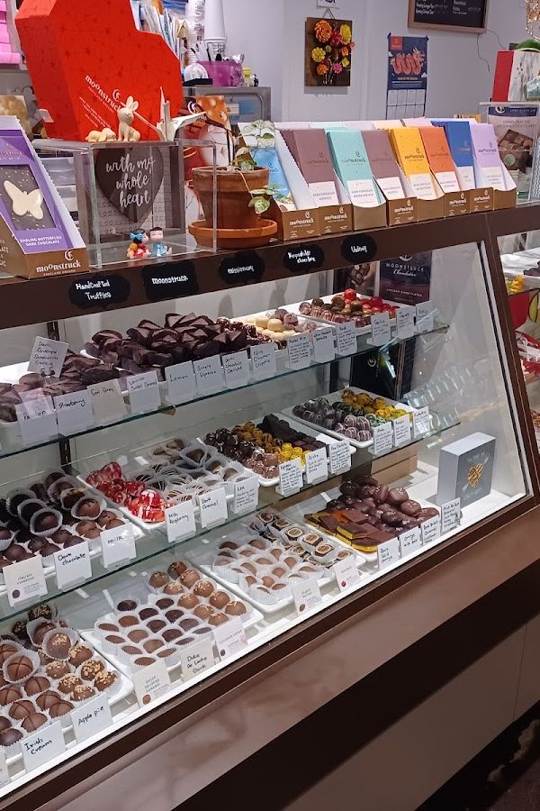 Anna's Chocolate Cafe and Bubble Tea interior