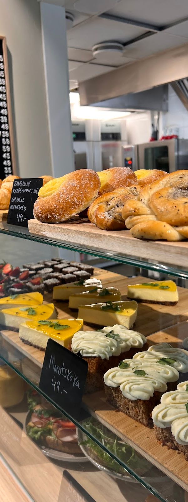 Kaffe & Cava interior