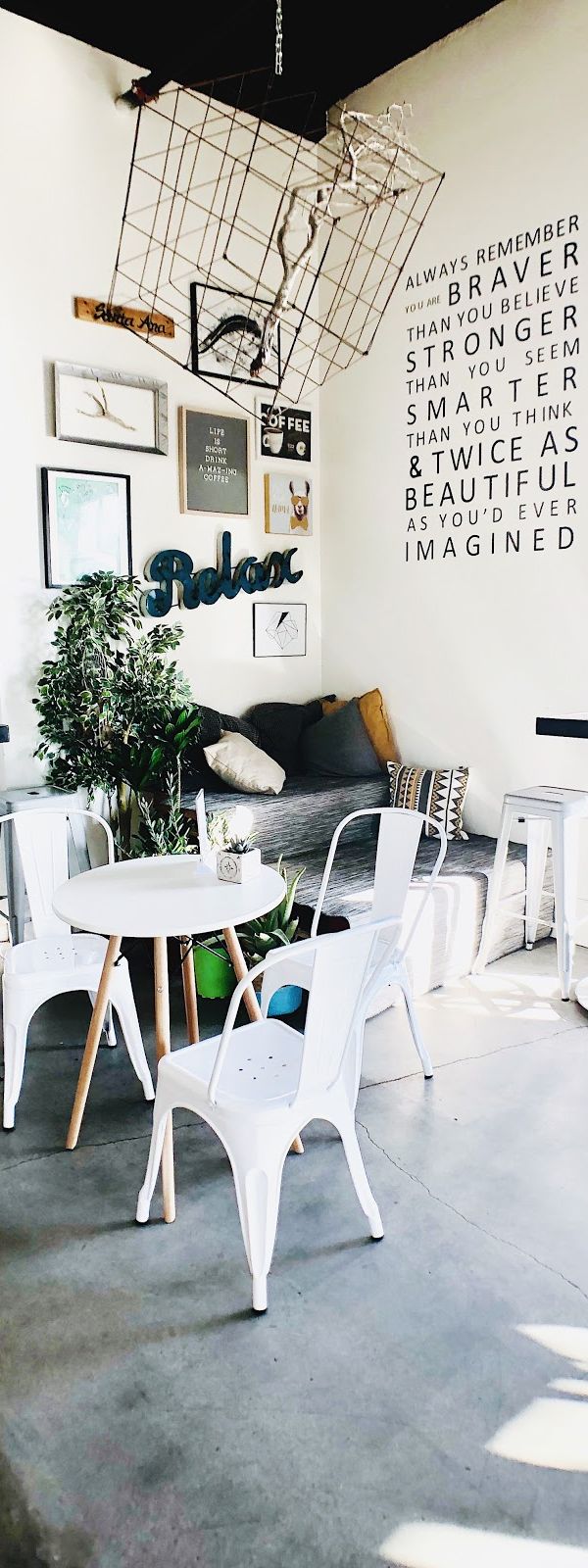 Maz Café Con Leche interior