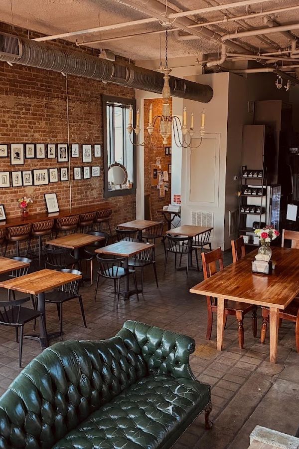 Cherry Coffee Roasters - New Orleans interior