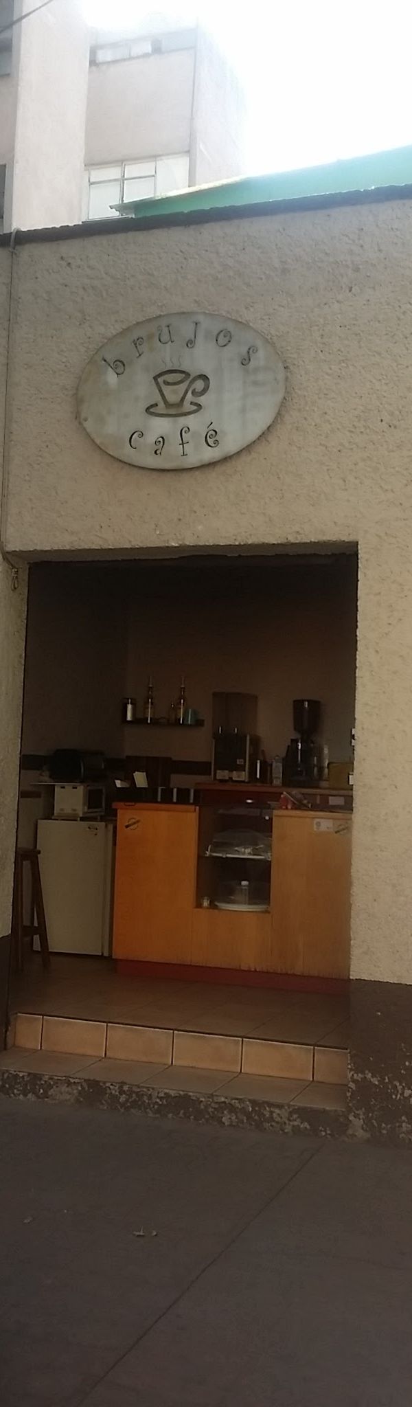 brujos Café interior