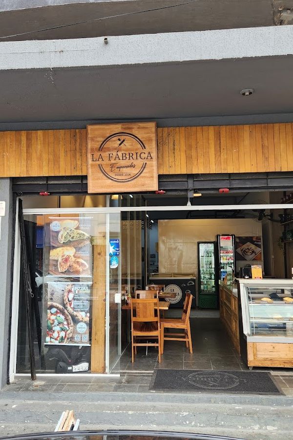 La Fabrica Empanadas interior