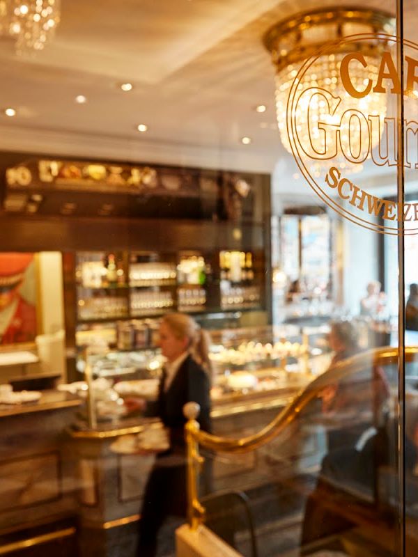 Café Gourmet interior