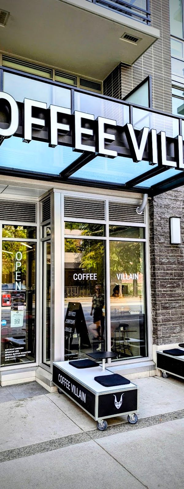 Coffee Villain interior