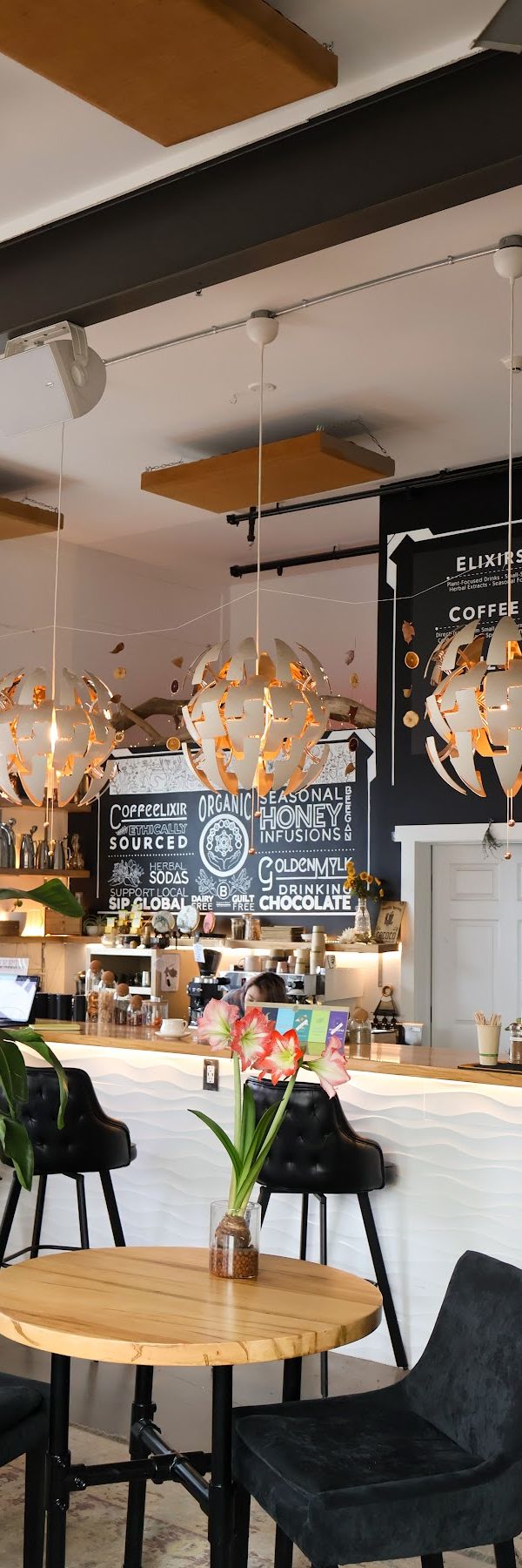 Plant Bar - Coffee and Tea interior