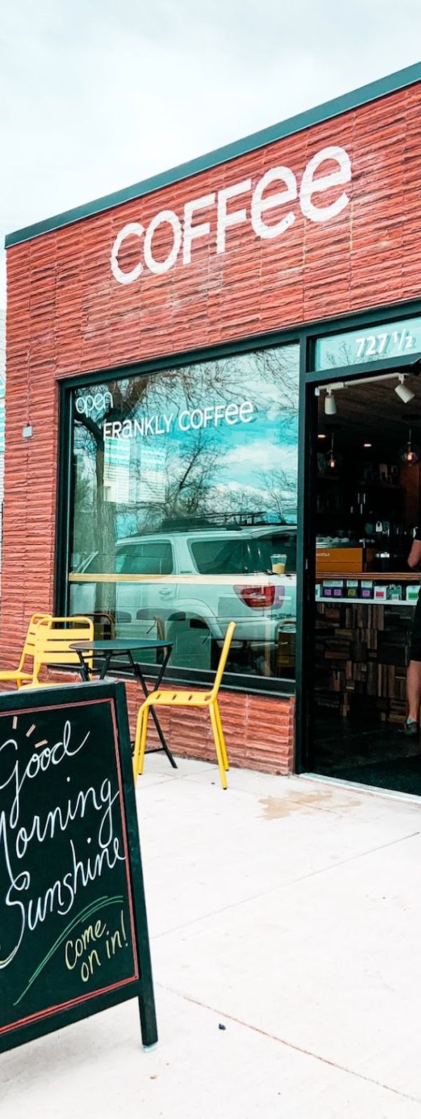 Frankly Coffee interior