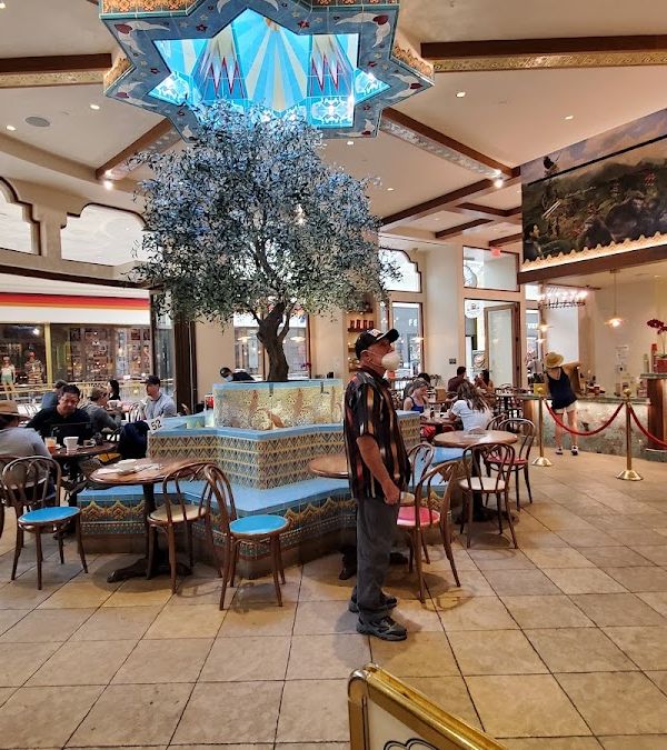 Urth Caffe Wynn Las Vegas interior