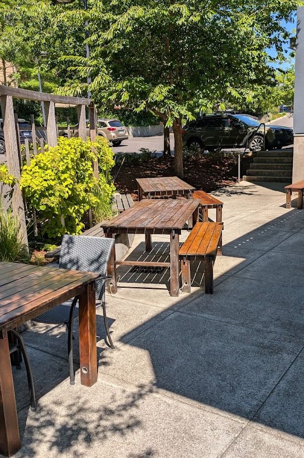 PDX Coffee Club - Hillsdale interior