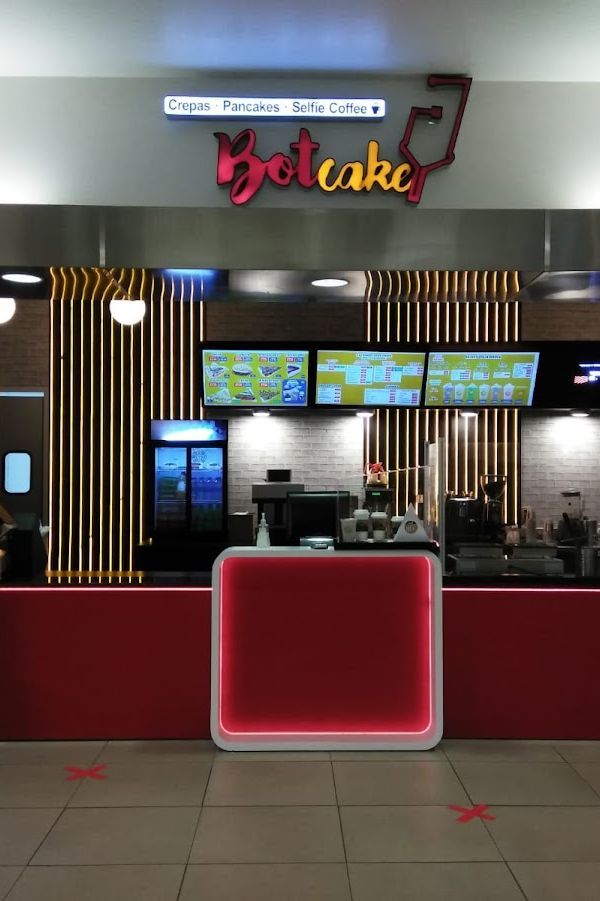 Botcake interior
