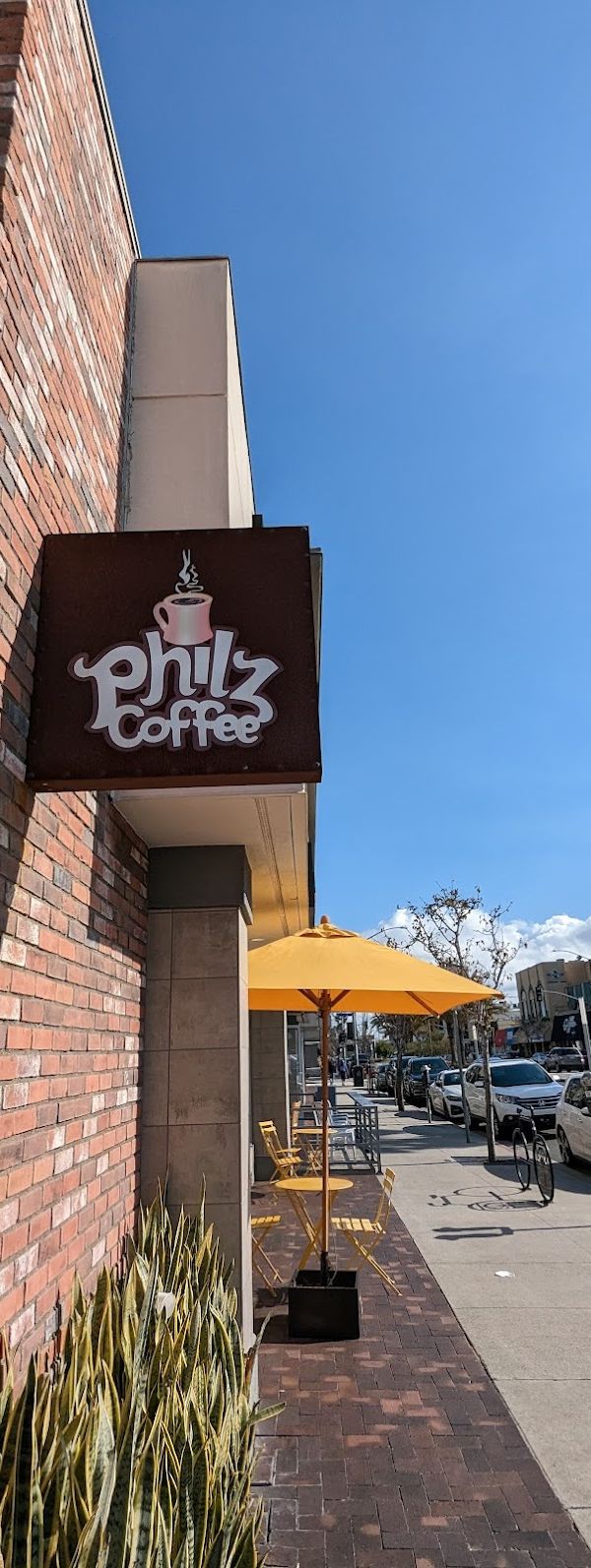 Philz Coffee interior