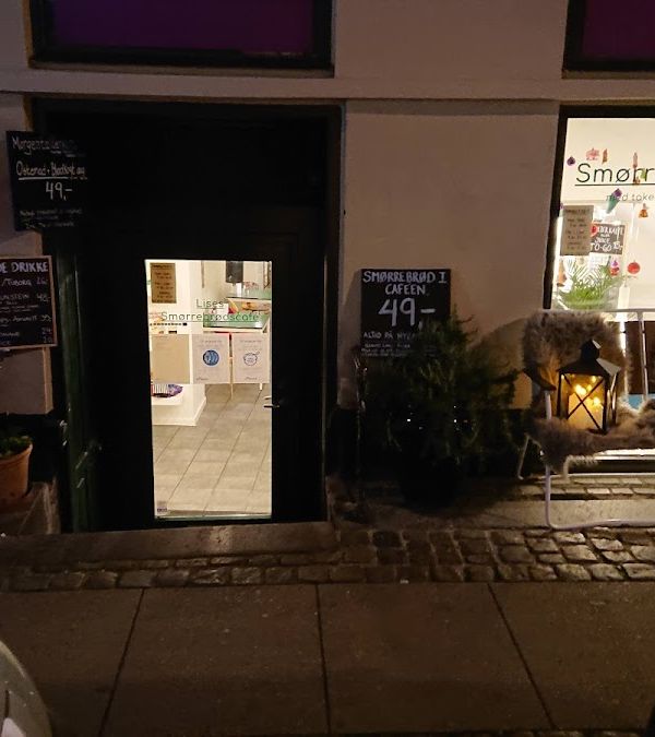 Lises Smørrebrødscafé interior