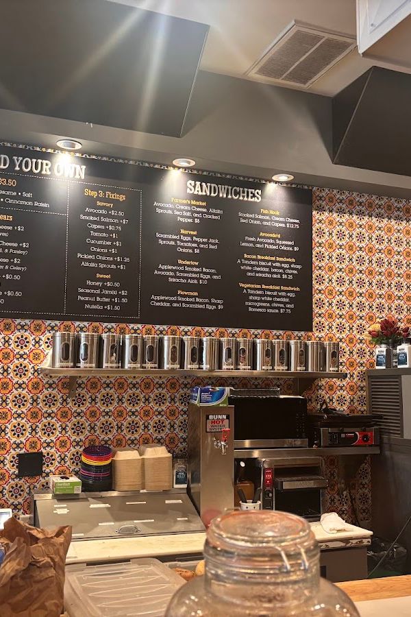 Lulu's On Mission interior
