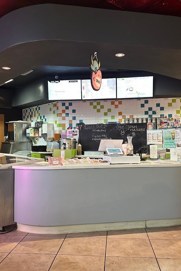 Quickly Boba and Snow interior