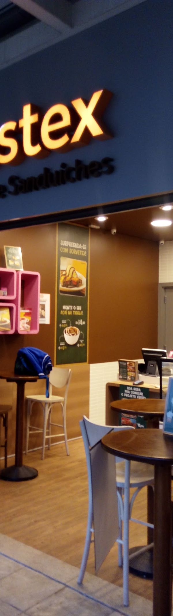 Tutti interior
