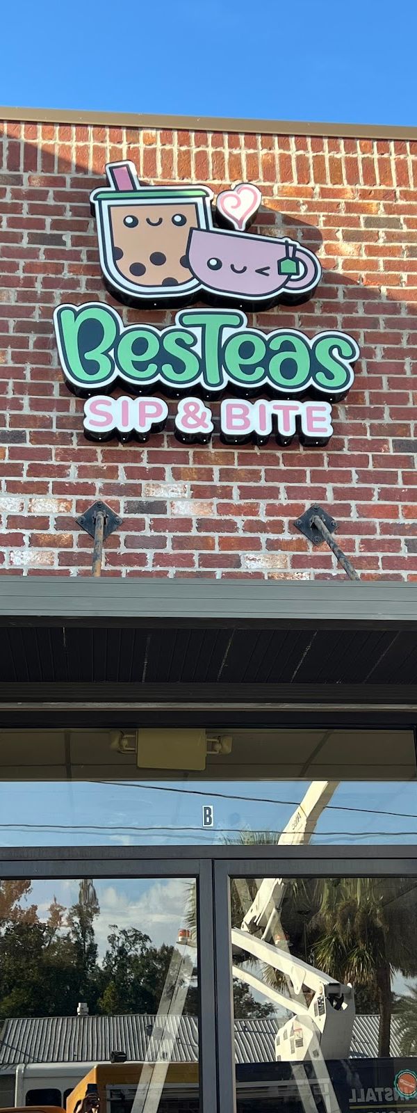 Besteas Sip & Bite interior