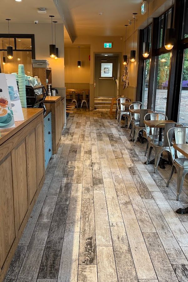 49th Parallel Café interior