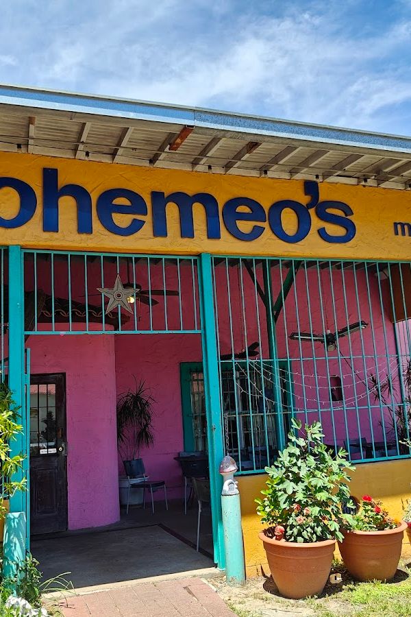 Bohemeo's interior