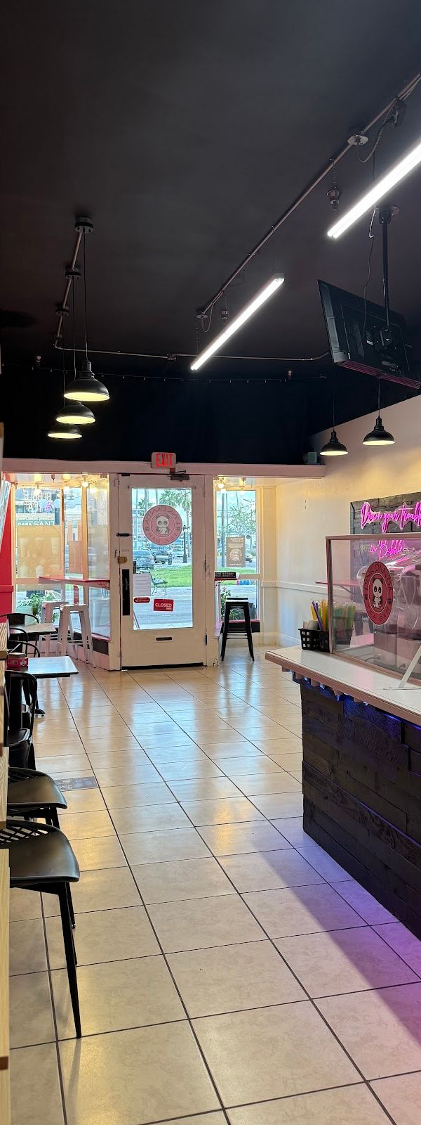 Pink Panda Tea Bar interior