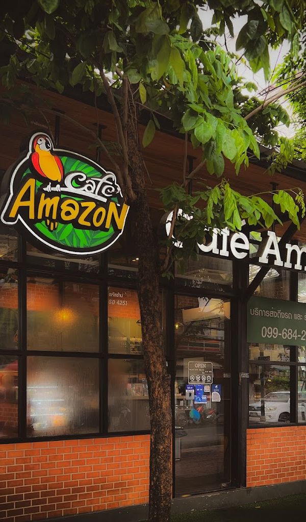Cafe Amazon interior