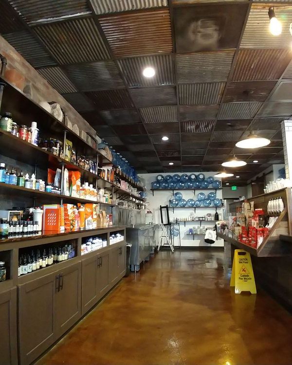 Water & Salt interior